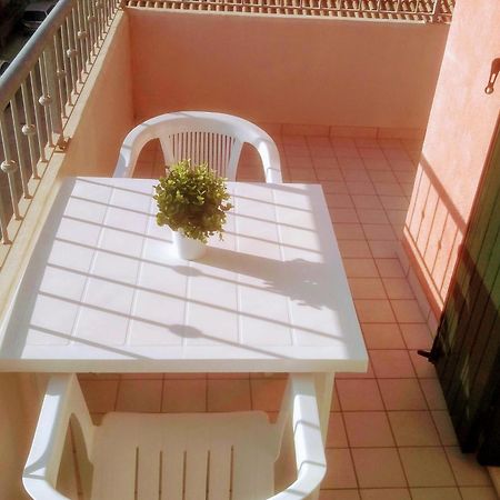 35 Mq In Centro A Caorle Apartamento Exterior foto