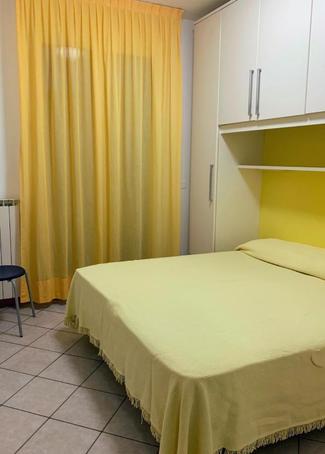 35 Mq In Centro A Caorle Apartamento Exterior foto